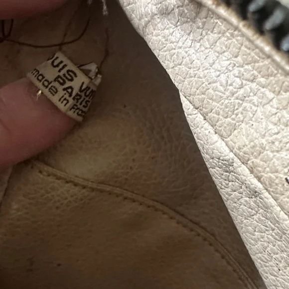 Louis Vuitton Toiletry (needs zipper). Authentic - Picture 2 of 6